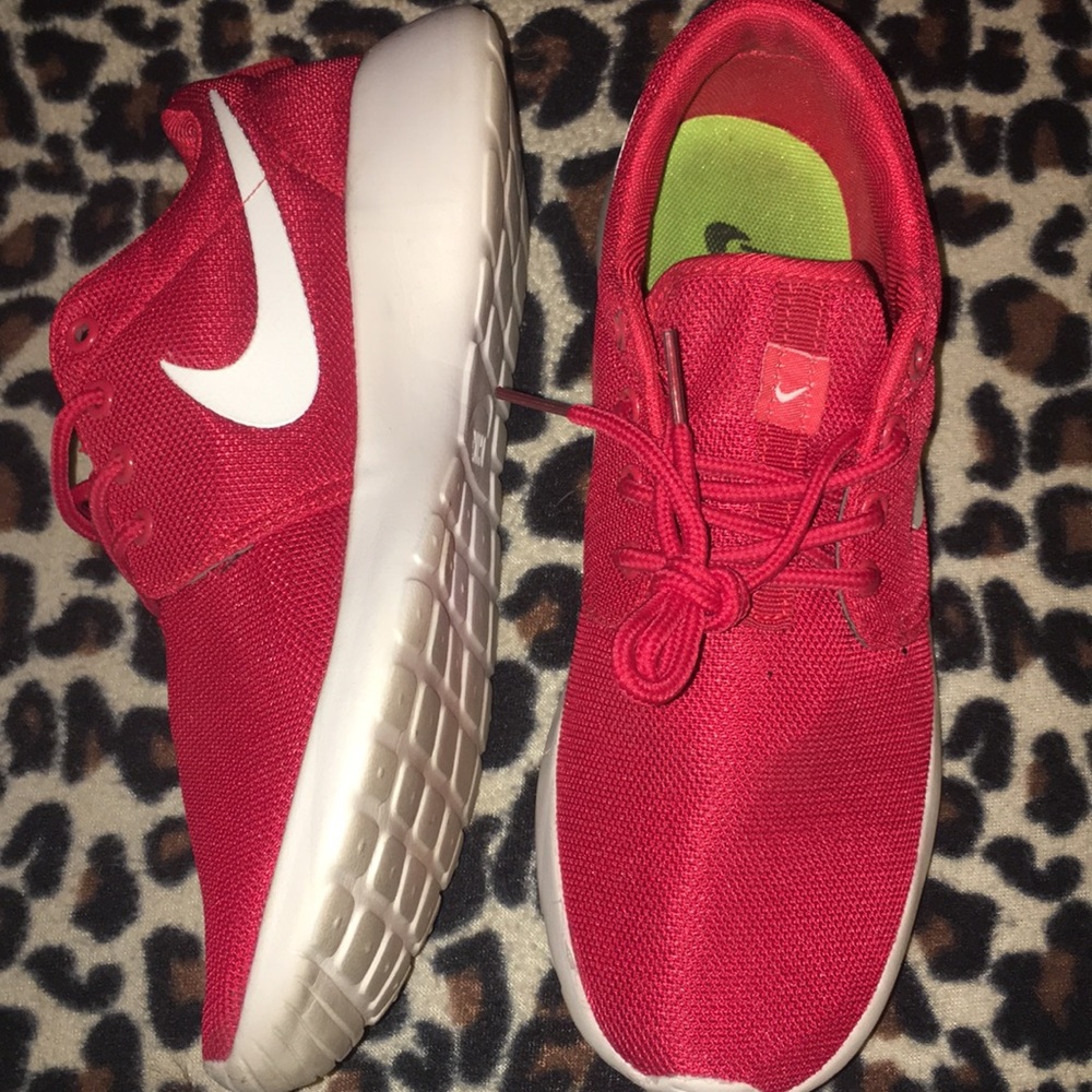 Nike running shoes ❤️